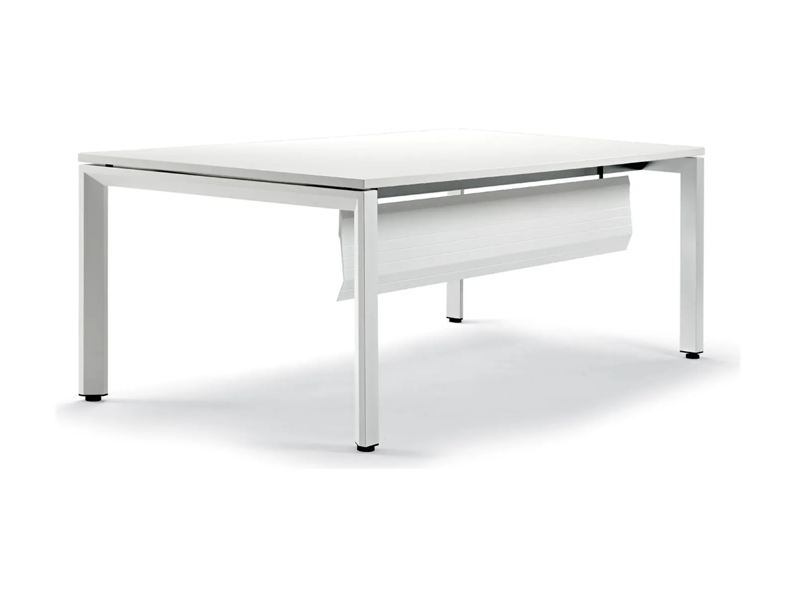 Actiu Vital Plus ST, mesa de oficina distribuida por Ofillorca en Mallorca