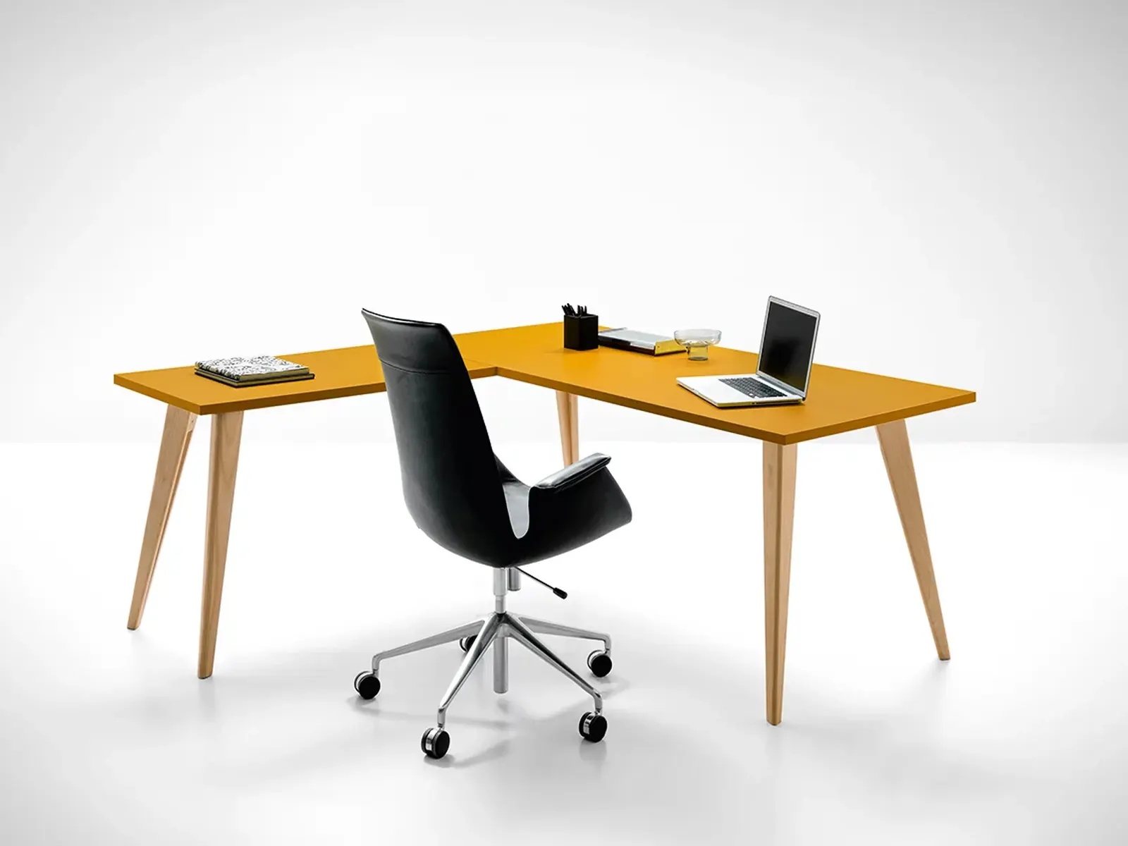 Martex Pigreco, retorno con pata de madera